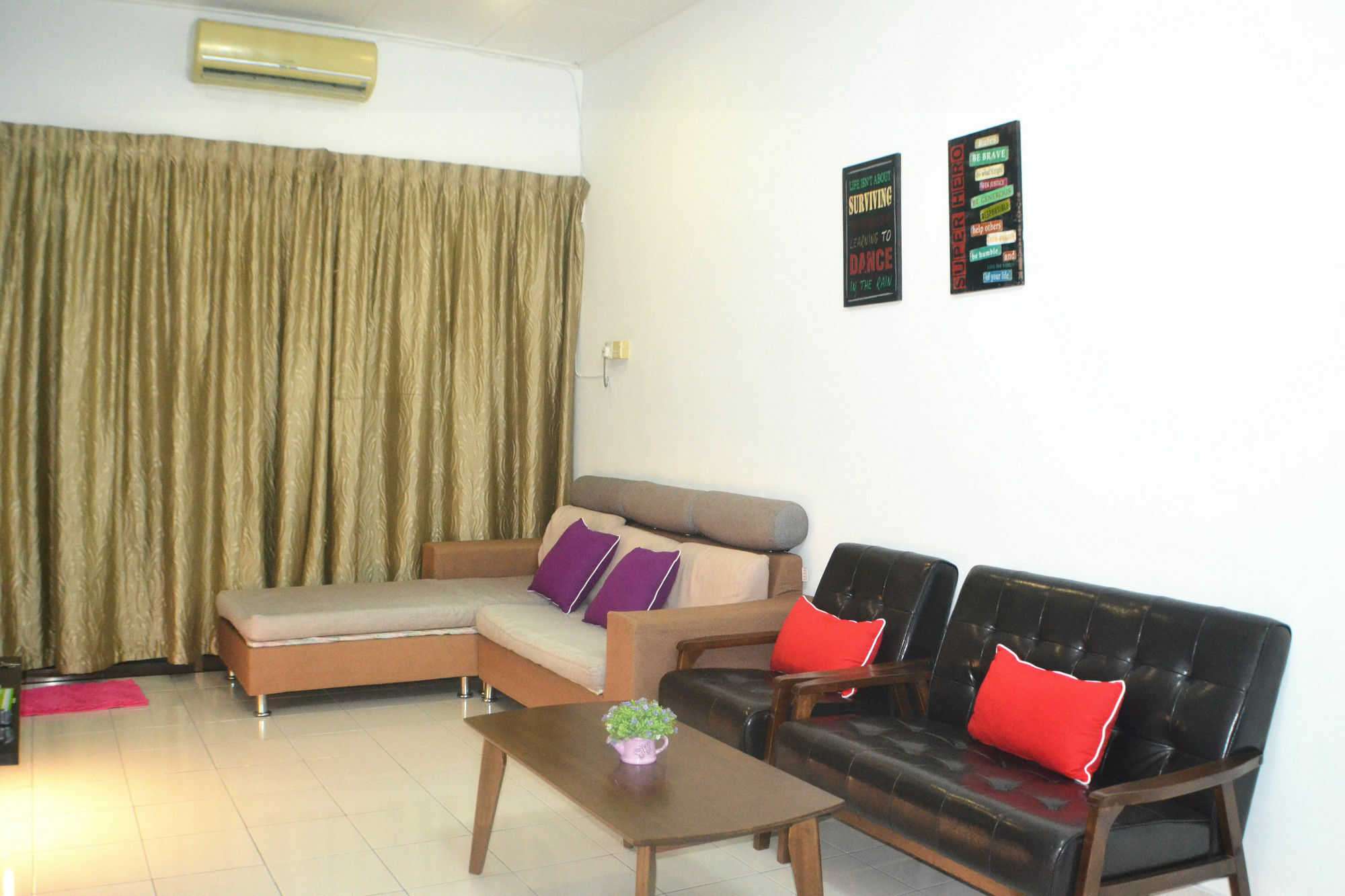 Sakura 1 Homestay Kampar Landed Kültér fotó
